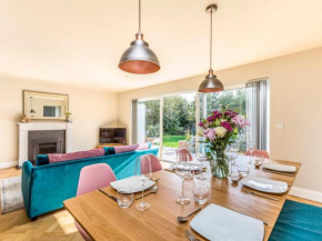 Pass the Keys Stylish and fresh 4 bed beach house with garden